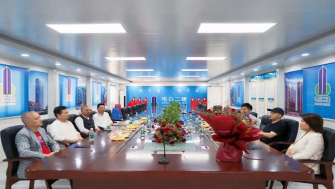 深圳市葡萄酒行業協會武會長一行到訪