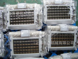 制冰機(jī)商用顆粒制冰機(jī) 小型塊冰機(jī) 家用可樂冷飲加冰機(jī) 塊冰機(jī) .
