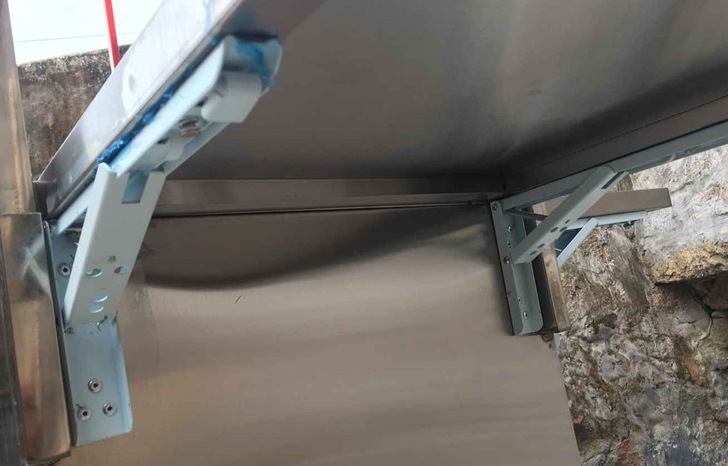 商用燃?xì)獍菭t手抓餅炸爐一體機(jī)鐵板燒魷魚小吃車油炸鍋小推車