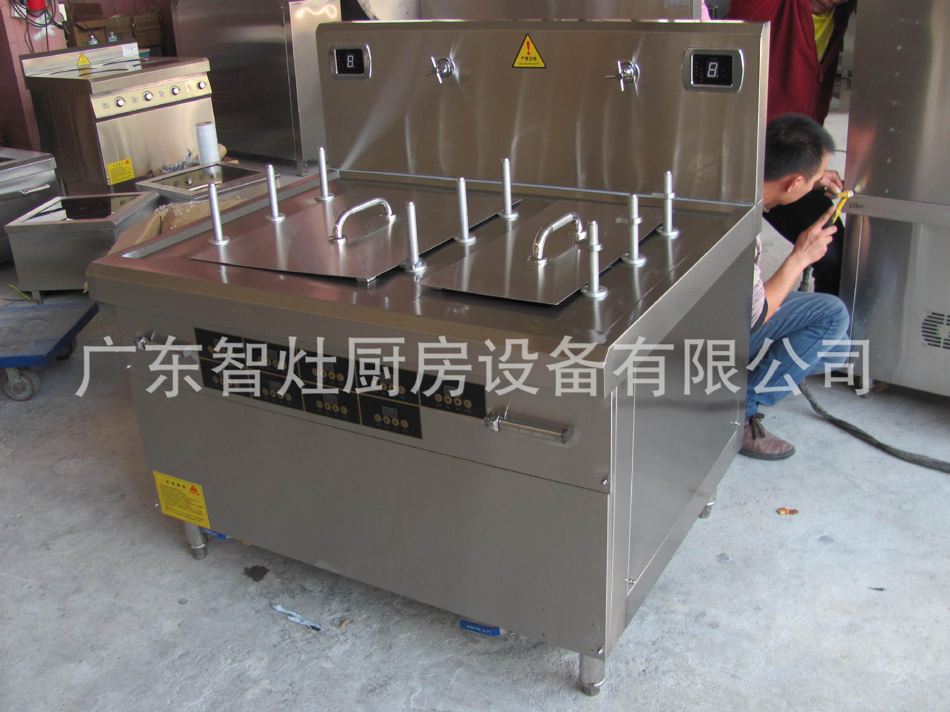 多功能電磁煮面爐 商用六頭自動升降節(jié)能湯面爐 麻辣燙煮面灶定制